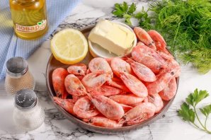 Жареные креветки с лимоном