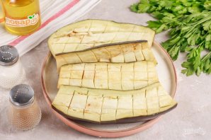 Баклажаны печеные на сковороде без масла