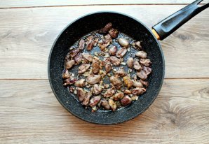 Булгур с куриными сердечками