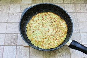 Диетическая пицца из кабачков