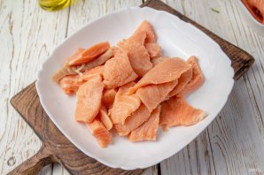 Форель запеченная в соевом соусе Форель запеченная в соевом соусе