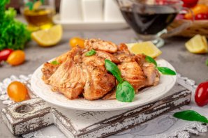 Форель запеченная в соевом соусе Форель запеченная в соевом соусе