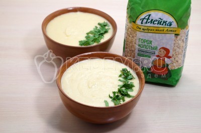 Гороховый суп-пюре с плавленым сыром