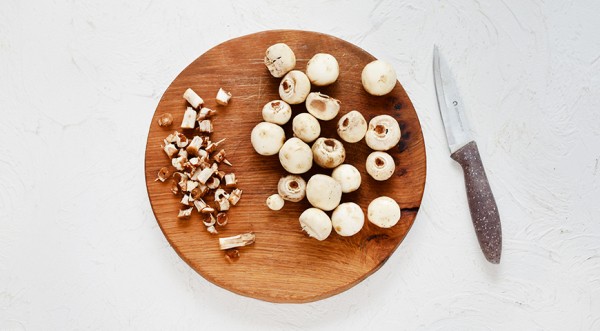 Грибы, жаренные с луком на сковороде, пошаговый рецепт с фото