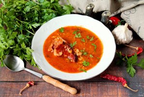 Харчо с копчеными ребрышками