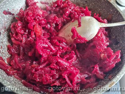 Икра из свеклы с луком и томатной пастой