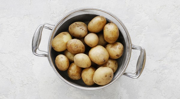 Картофельный салат с лимоными огурчиками и песто из петрушки, пошаговый рецепт с фото Картофельный салат с лимоными огурчиками и песто из петрушки, пошаговый рецепт с фото