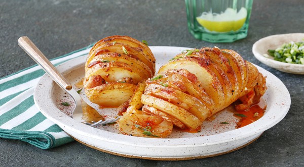 Картошка с салом в фольге, запеченная в духовке, пошаговый рецепт с фото Картошка с салом в фольге, запеченная в духовке, пошаговый рецепт с фото