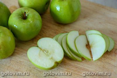 Компот из ежевики с яблоками