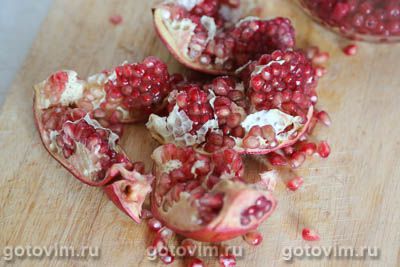 Компот из красной смородины с гранатом