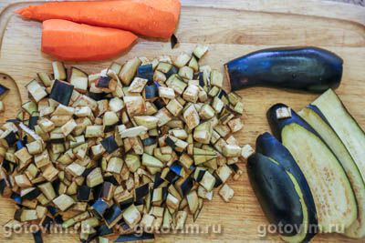 Овощное рагу с мясом, баклажанам и фасолью в томатном соусе Овощное рагу с мясом, баклажанам и фасолью в томатном соусе