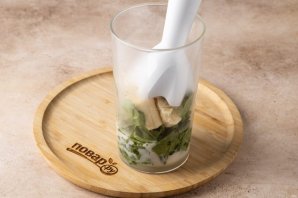 Панкейки со шпинатом и бананом