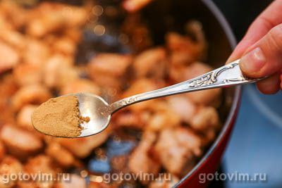 Рагу из свинины с печеными перцами и кисло-сладким соусом Рагу из свинины с печеными перцами и кисло-сладким соусом