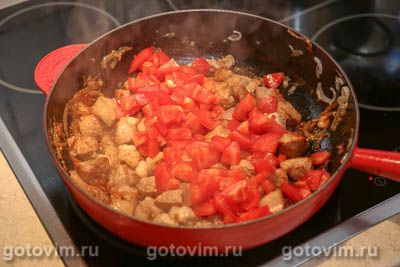 Рагу из свинины с печеными перцами и кисло-сладким соусом Рагу из свинины с печеными перцами и кисло-сладким соусом