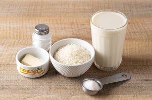 Рисовая каша на овсяном молоке Рисовая каша на овсяном молоке