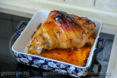 Рулька варено-запеченная с глазурью из облепихи Рулька варено-запеченная с глазурью из облепихи