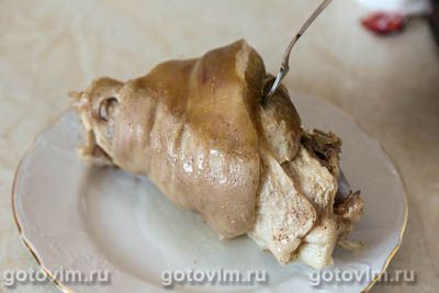 Рулька варено-запеченная с глазурью из облепихи Рулька варено-запеченная с глазурью из облепихи