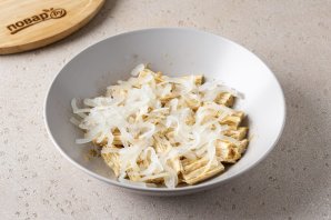 Салат из соевой спаржи с огурцом Салат из соевой спаржи с огурцом