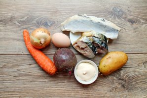 Селёдка под шубой с двумя видами рыбы