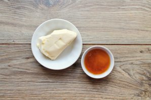 Топленое масло с медом "Кувважитон"