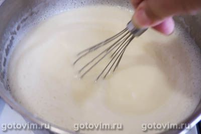 Торт «Наполеон» с заварным кремом Торт «Наполеон» с заварным кремом