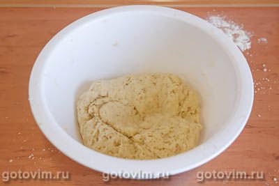 Торт «Наполеон» с заварным кремом Торт «Наполеон» с заварным кремом