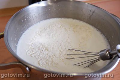 Торт «Наполеон» с заварным кремом Торт «Наполеон» с заварным кремом