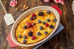 Творожная запеканка с миндальной мукой Творожная запеканка с миндальной мукой