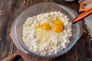 Творожная запеканка с миндальной мукой Творожная запеканка с миндальной мукой