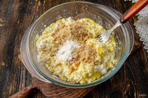 Творожная запеканка с миндальной мукой