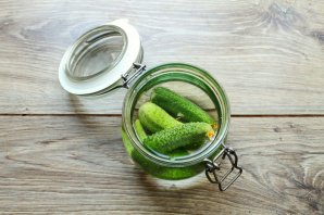 Водка огуречная "2 в 1"