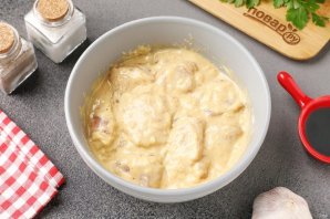 Жареное куриное филе в сметанно-соевом кляре