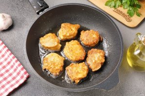 Жареное куриное филе в сметанно-соевом кляре