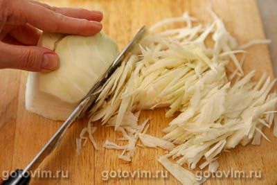 Борщ с тушенкой