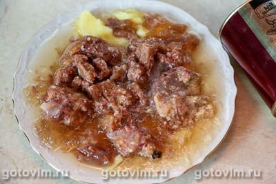 Борщ с тушенкой