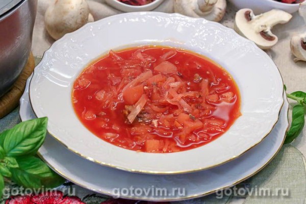 Борщ с тушенкой