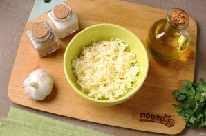 Бутерброды с плавленым сыром и яйцом