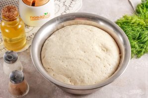 Домашний хлеб с ароматными травами