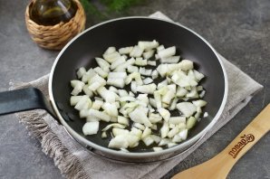 Гороховое пюре с обжаренным копчёным беконом