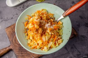 Грибы фаршированные гречкой