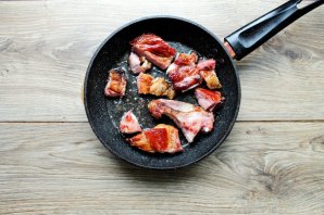 Харчо с копчеными ребрышками