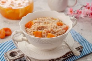 Каша с курагой Каша с курагой