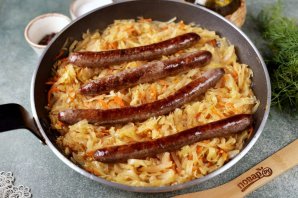 Колбаски в пиве в стиле "Октоберфест"