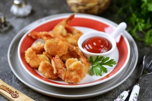 Креветки в панировке на сковороде Креветки в панировке на сковороде