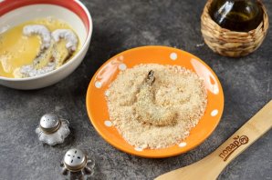 Креветки в панировке на сковороде Креветки в панировке на сковороде