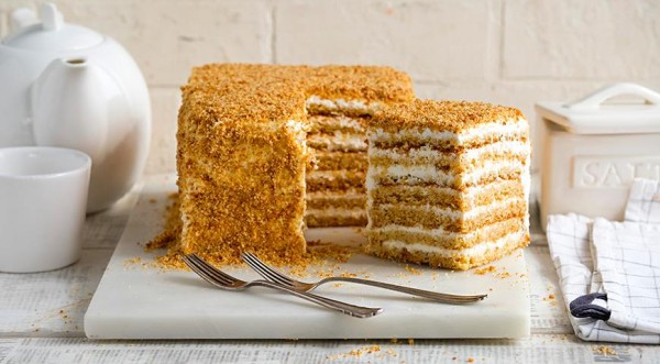 Ленивый медовик без раскатывания коржей, пошаговый рецепт с фото