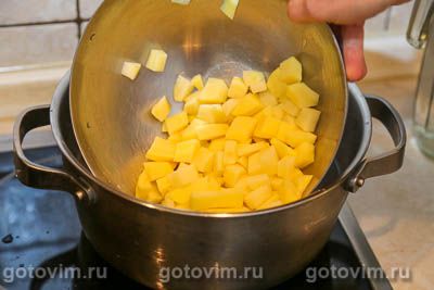 Ленивый суп с картофелем и купатами