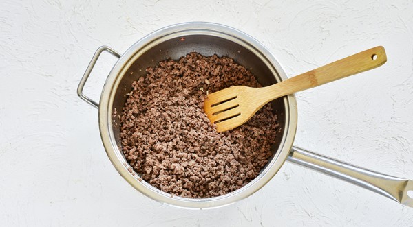 Мексиканский салат с пряными чипсами, пошаговый рецепт с фото Мексиканский салат с пряными чипсами, пошаговый рецепт с фото