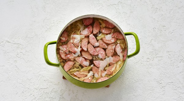 Мясная сборная солянка с грудинкой и краковской колбасой, пошаговый рецепт с фото Мясная сборная солянка с грудинкой и краковской колбасой, пошаговый рецепт с фото
