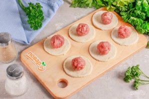 Открытые пельмени из заварного теста на сковороде